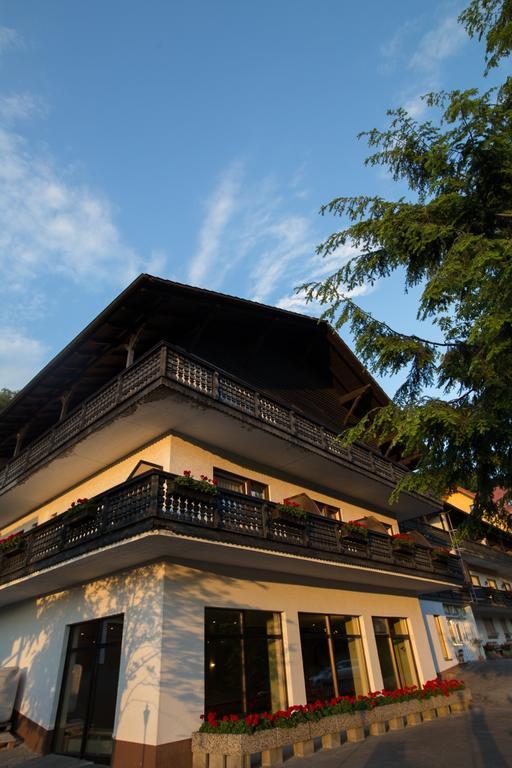 Wald-Hotel Heppe Dammbach Kültér fotó