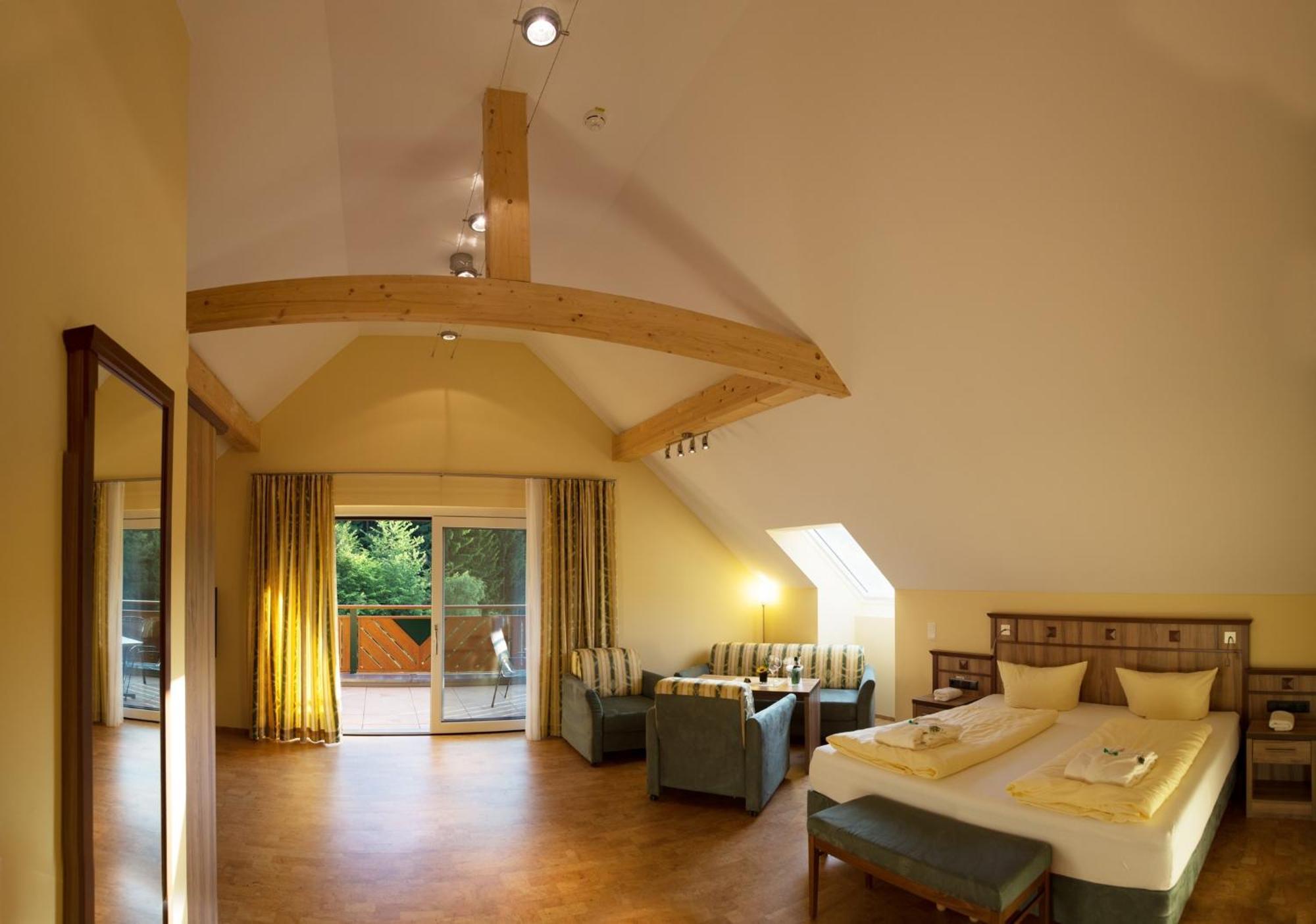 Wald-Hotel Heppe Dammbach Szoba fotó
